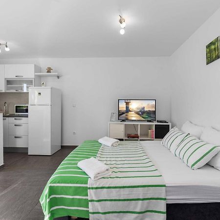 Studio Apartment Sekula Sibenik Bagian luar foto